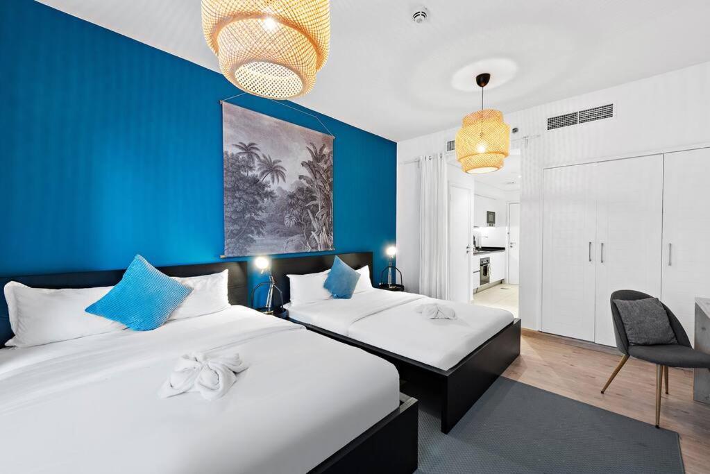 First Class 1B Stylish Downtown Retreat Apartment