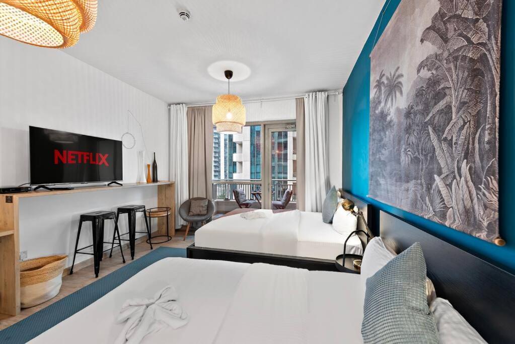 Apartment First Class 1B Stylish Downtown Retreat