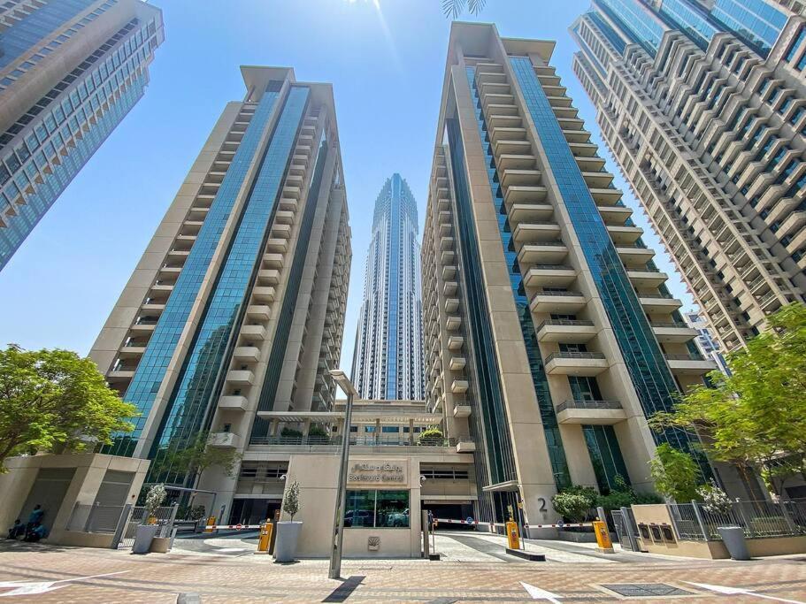First Class 1B Stylish Downtown Retreat Apartment *